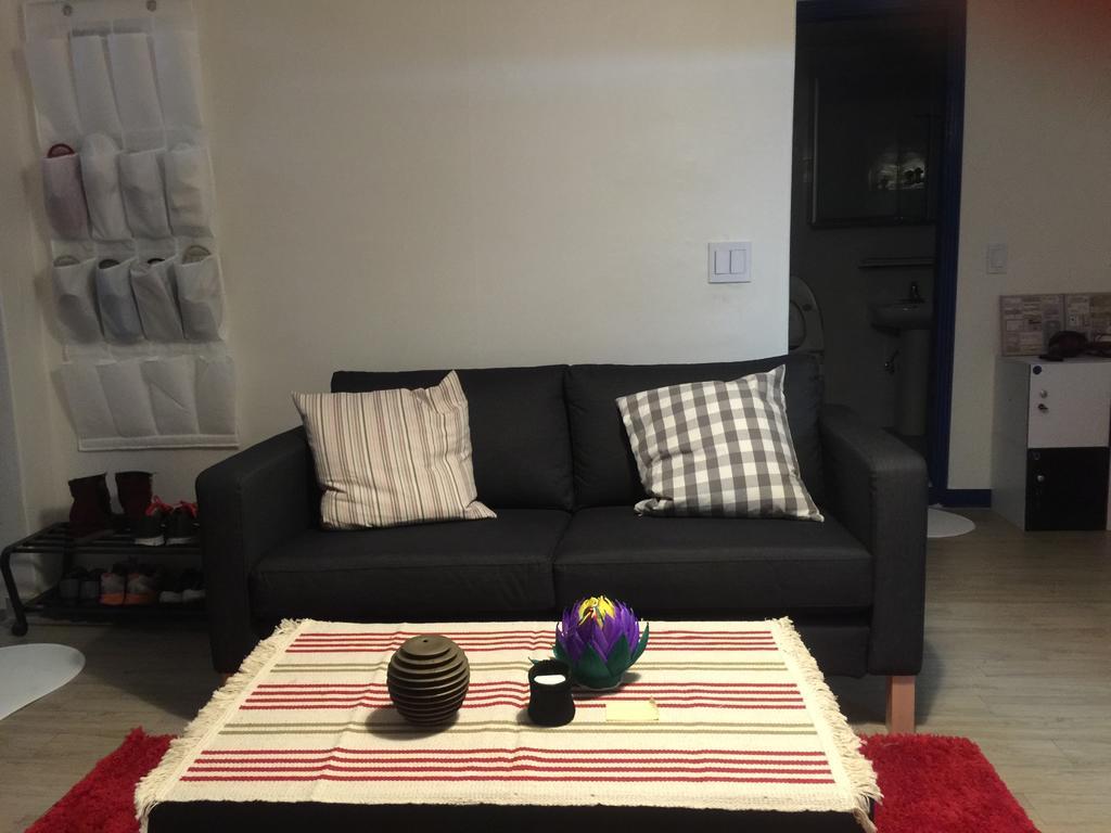 Hongdae Housetay Guesthouse 2Nd Branch โซล ภายนอก รูปภาพ